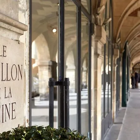 Charming Heart Of Historic Le Marais Parigi